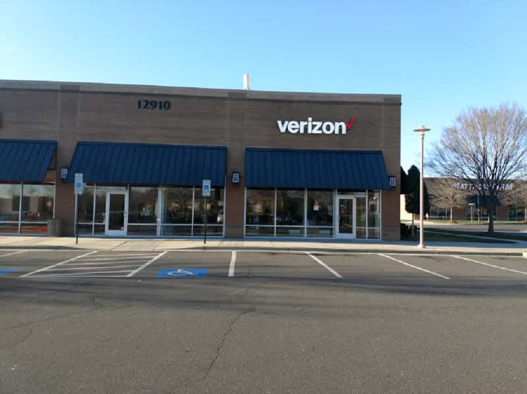 Verizon | 12910 Walker Branch Rd Suite 100, Charlotte, NC 28273 | Phone: (704) 583-3005