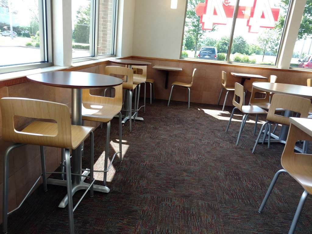 Wendys | 1855 Marketview Dr, Yorkville, IL 60560, USA | Phone: (630) 553-1922