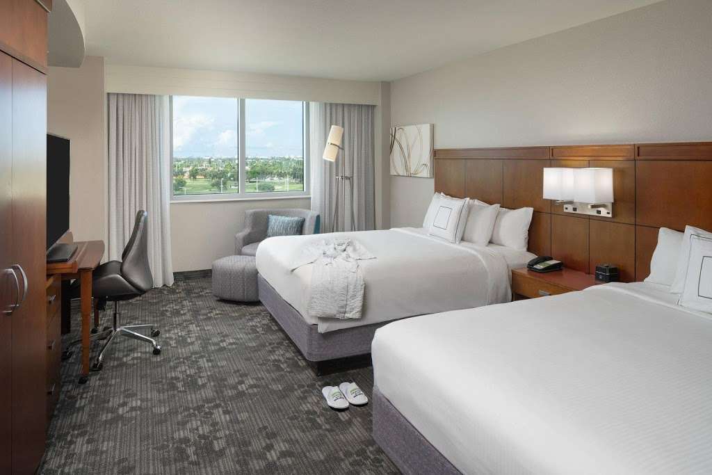 Courtyard by Marriott Miami Airport | 1201 NW, S Le Jeune Rd, Miami, FL 33126, USA | Phone: (305) 642-8200