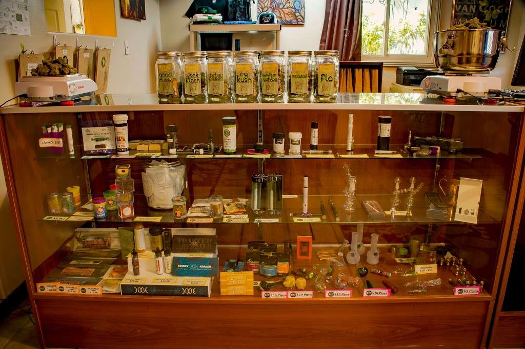 Denver Dispensary | 4975 Vasquez Blvd E, Denver, CO 80216, USA | Phone: (303) 308-1111