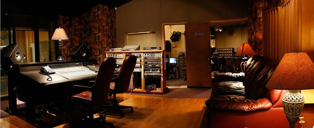 Love & Laughter Music & Recording Studios | 1007 E North St, Anaheim, CA 92805, USA | Phone: (714) 776-5443