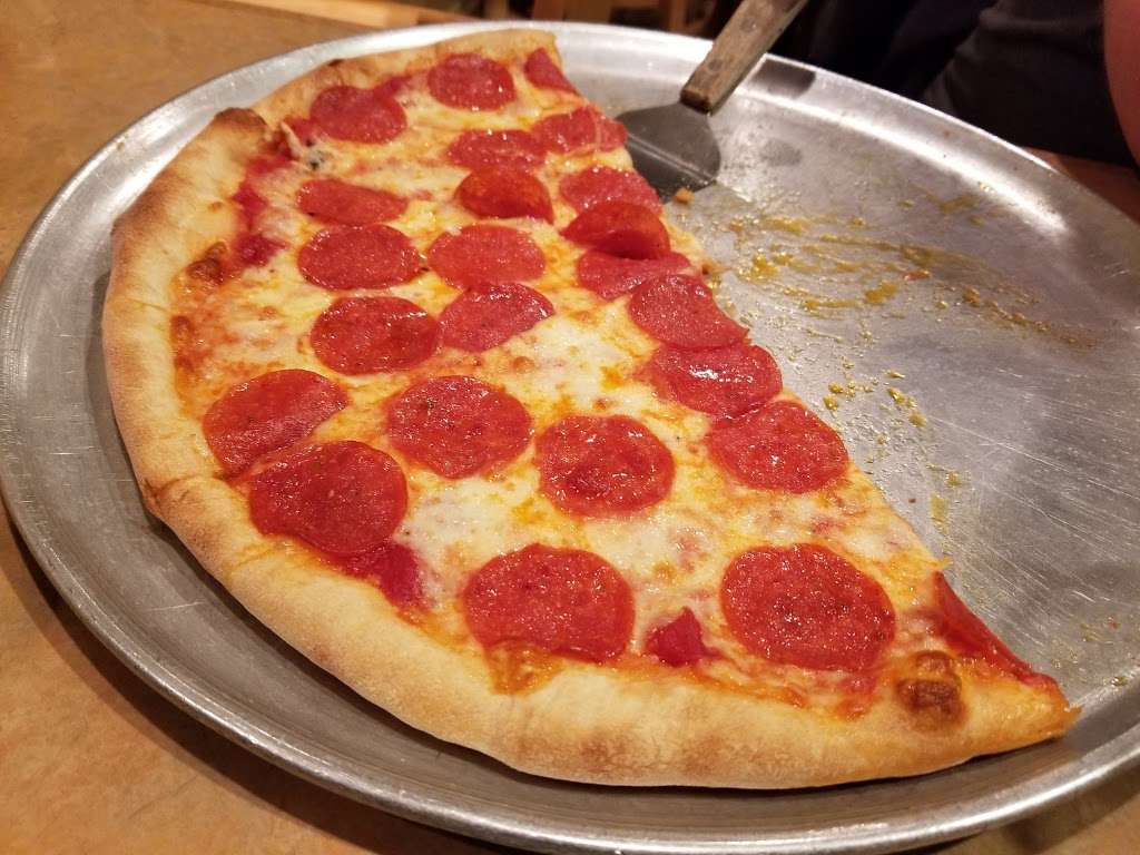 King’s New York Pizza- Inwood | 785 Middleway Pike, Inwood, WV 25428, USA | Phone: (304) 229-0800