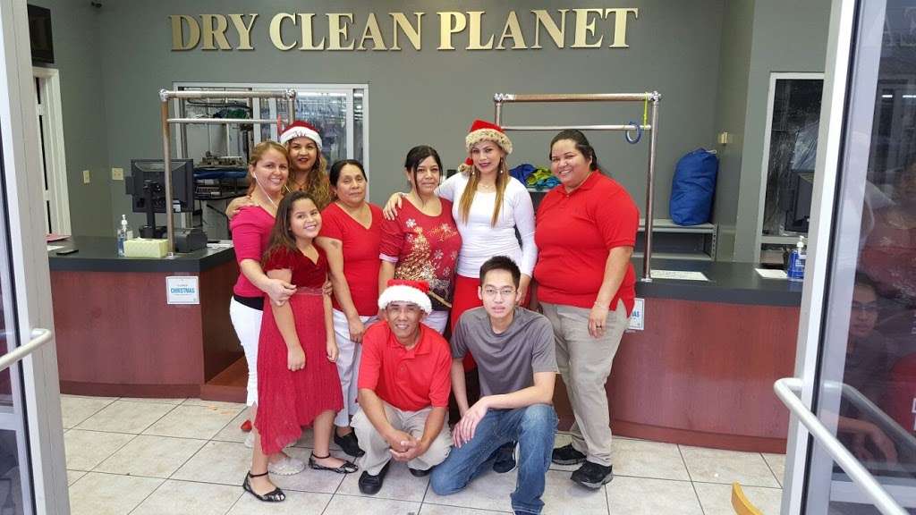 Dry clean Planet 9 | 11200 Fuqua St # 500, Houston, TX 77089, USA | Phone: (281) 922-6666