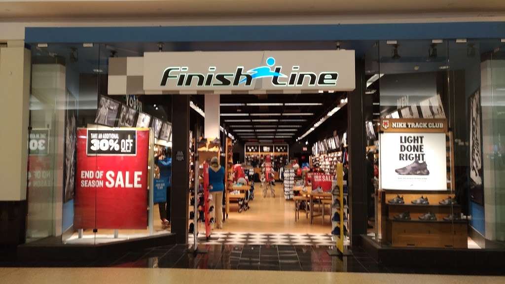 Finish Line - 1076 Green Acres Mall, Suite 114, Valley Stream, NY 11581