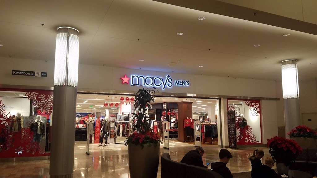 Fashion Show - Macys Mens | 3200 S Las Vegas Blvd, Las Vegas, NV 89109, USA | Phone: (702) 731-5111