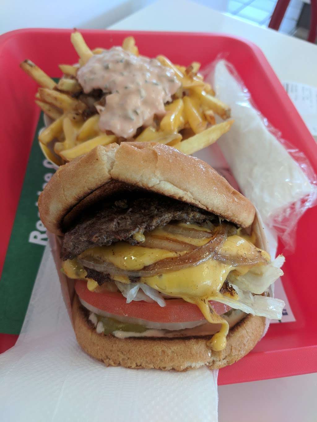 In-N-Out Burger | 2600 Stearns St, Simi Valley, CA 93063 | Phone: (800) 786-1000