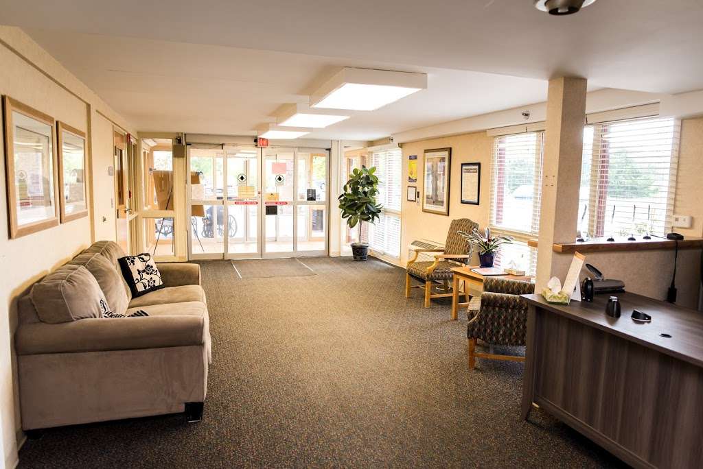 Baldwin Healthcare & Rehab Center | 1223 Orchard Ln, Baldwin City, KS 66006, USA | Phone: (785) 594-6492