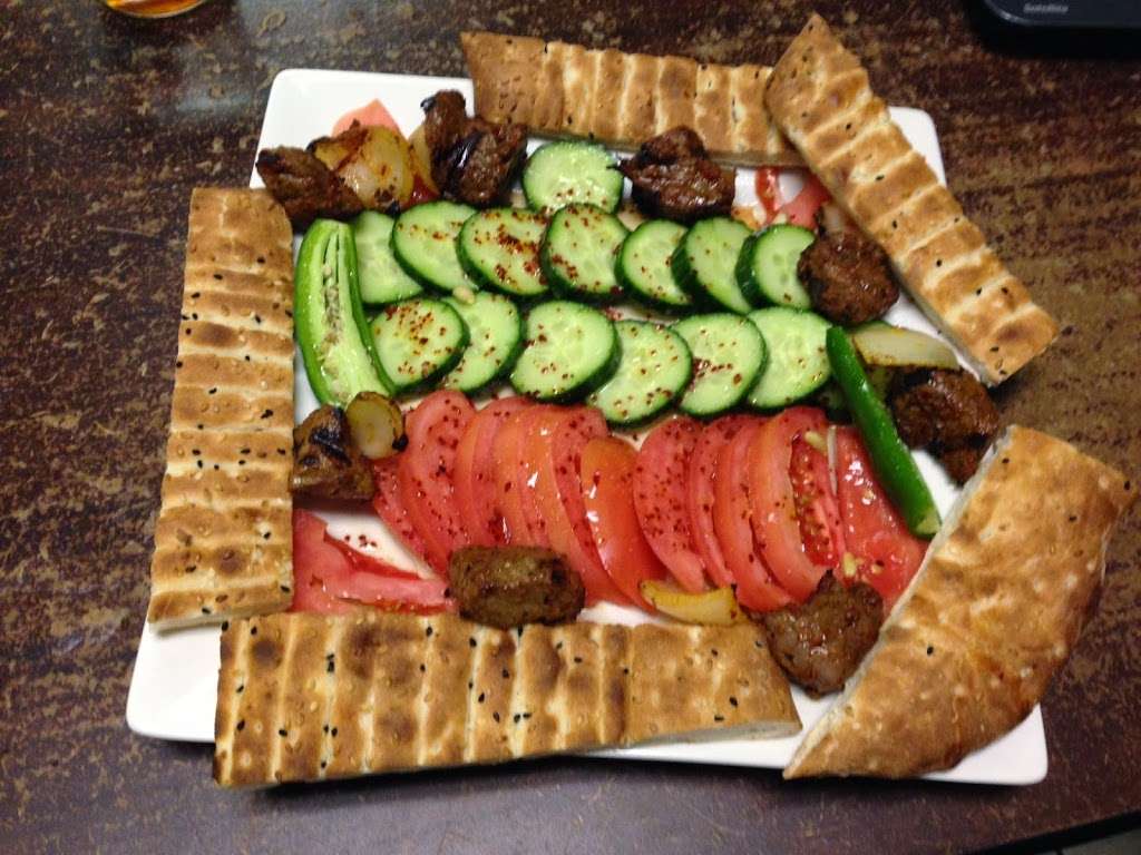 Falafel & Kebab | 1477 Plymouth St E, Mountain View, CA 94043 | Phone: (650) 447-1702