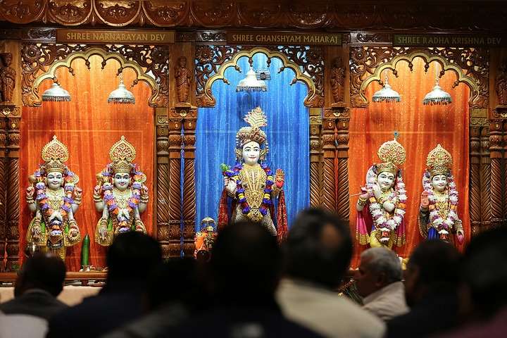 Shree Swaminarayan Temple - Dharma Bhakti Manor (Stanmore) | Wood Ln, London HA7 4LF, UK | Phone: 020 8954 0205