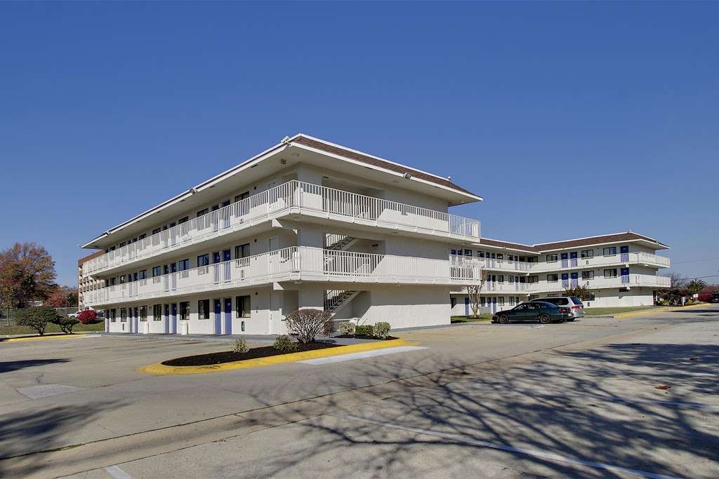 Motel 6 Washington DC - Capitol Heights | 75 Hampton Park Blvd, Capitol Heights, MD 20743, USA | Phone: (301) 499-0800