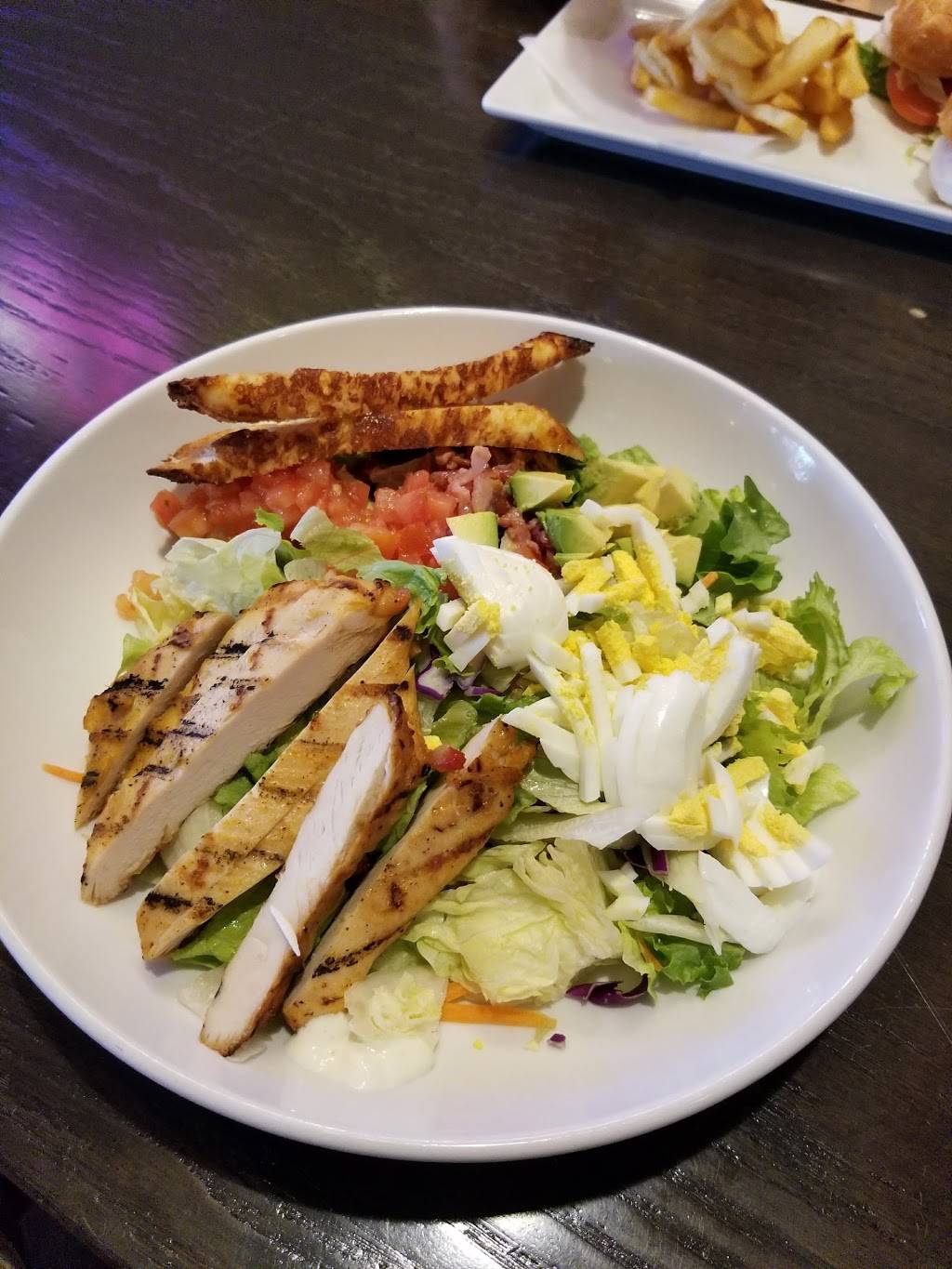 Red Robin Gourmet Burgers and Brews | 267 N Milwaukee St, Boise, ID 83704, USA | Phone: (208) 323-0023 Red Robin Gourmet Burgers and Brews | 267 N Milwaukee St, Boise, ID 83704, USA | Phone: (208) 323-0023