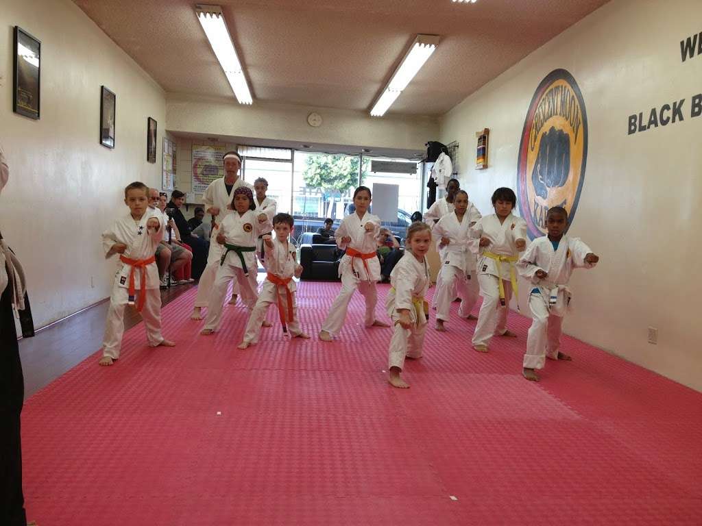 Crescent Moon Karate Academy | 5280 Pico Blvd, Los Angeles, CA 90019, USA | Phone: (323) 539-3656