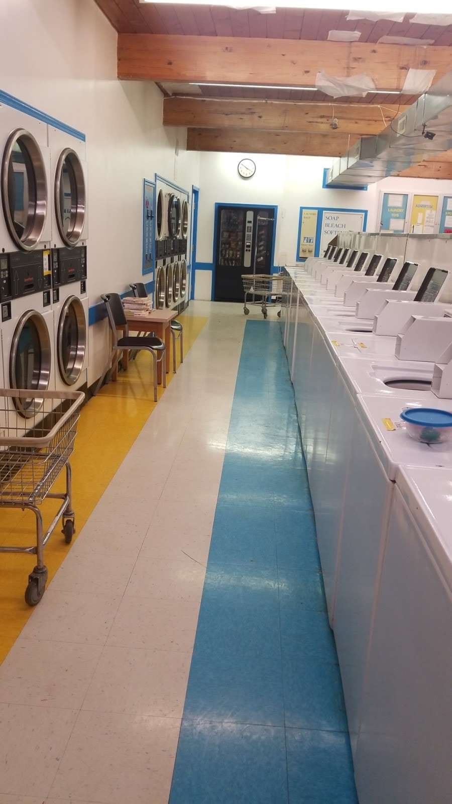 Danville Laundry | 117 S Jefferson St, Danville, IN 46122, USA | Phone: (317) 386-3573