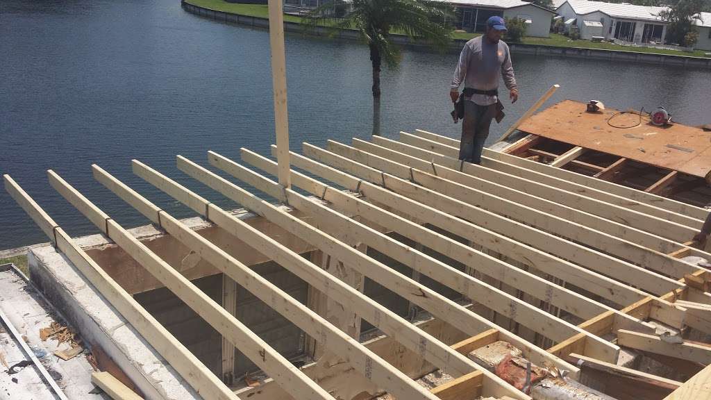 Hyer Quality Roofing and Contruction | 1463 NE 28th Ct, Pompano Beach, FL 33064, USA | Phone: (954) 781-8556