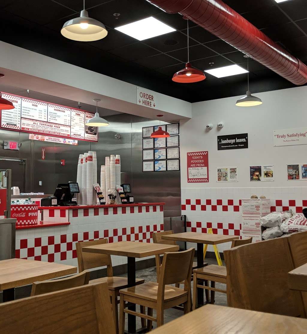 Five Guys | 68 Washington St, South Attleboro, MA 02703, USA | Phone: (508) 915-6177