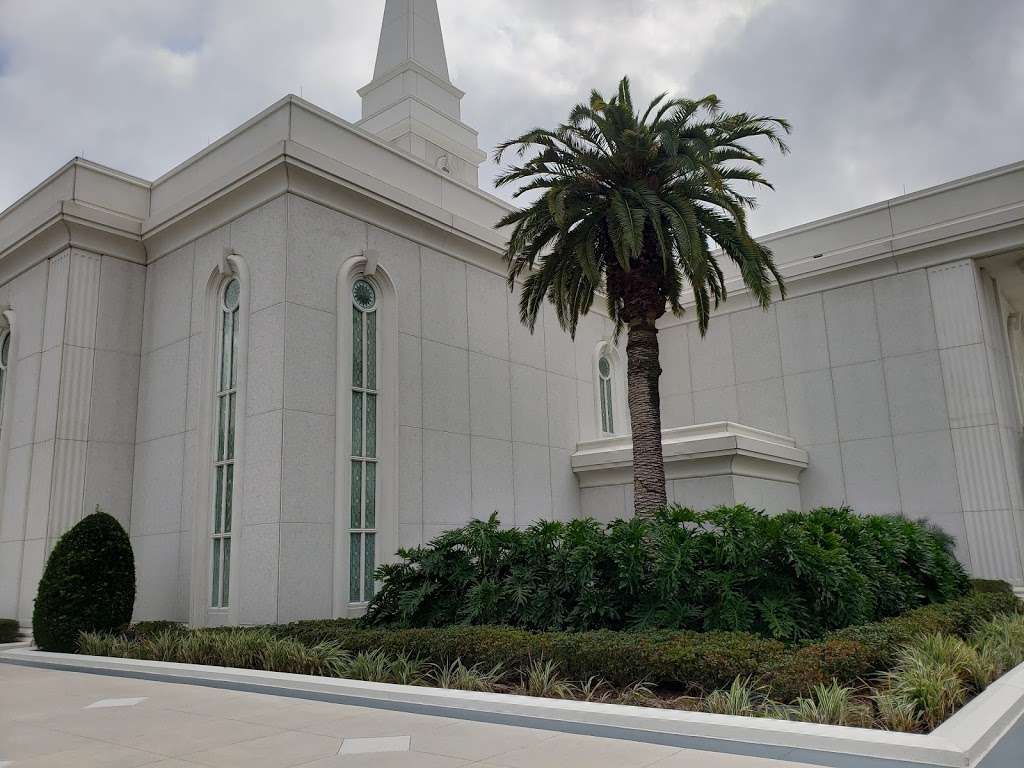 Orlando Florida Temple | 9000 Windy Ridge Rd, Windermere, FL 34786 | Phone: (407) 876-0022