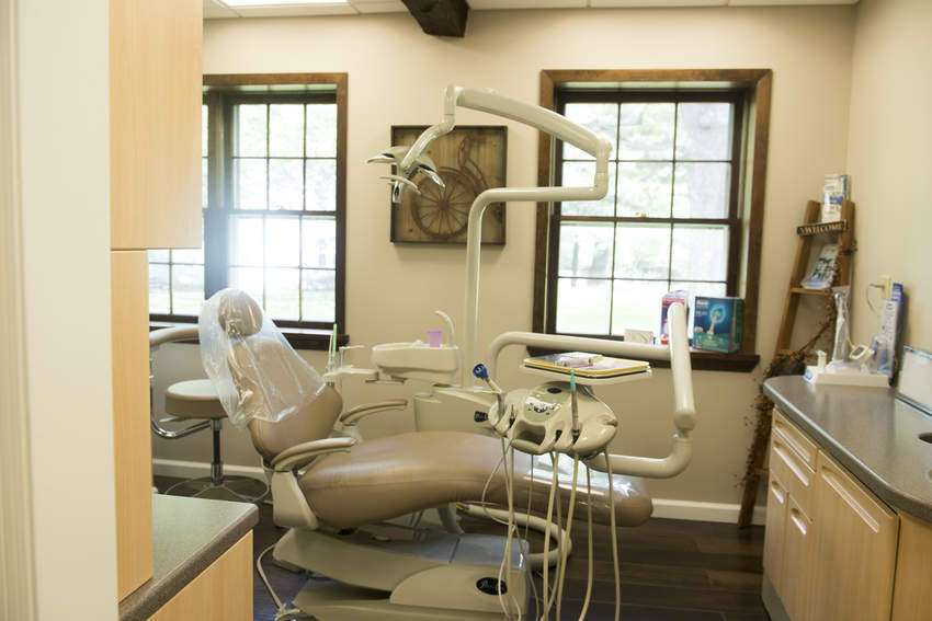 Red Barn Dental | 361 Kings Hwy E, Middletown, NJ 07748, USA | Phone: (732) 671-1110