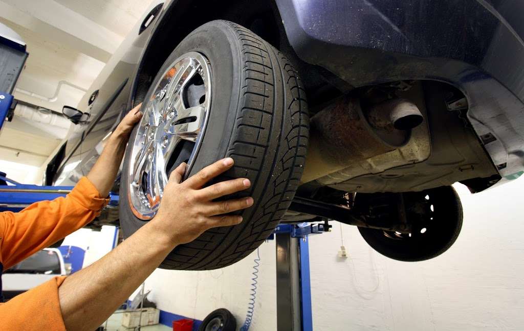 Hoffman Automotive - Car & Auto Repair Service & Auto Maintenanc | 2012 Letterkenny Rd, Chambersburg, PA 17201, USA | Phone: (717) 658-3187