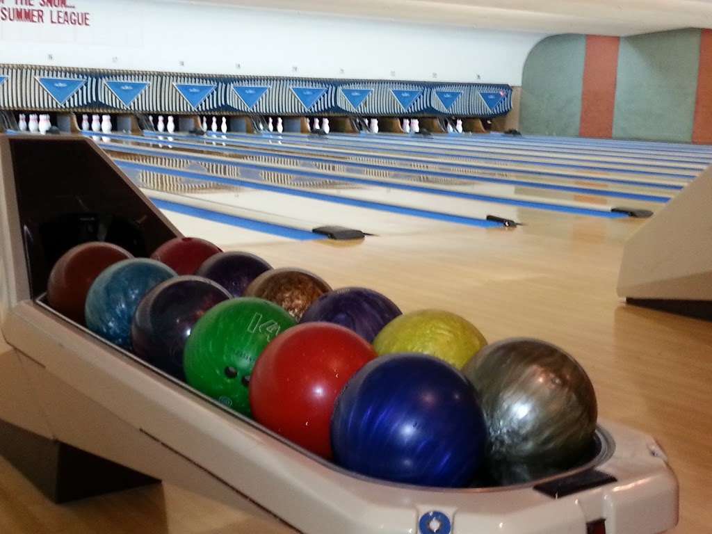 Pleasant Hill Lanes | 1001 W Newport Pike, Wilmington, DE 19804, USA | Phone: (302) 998-8811