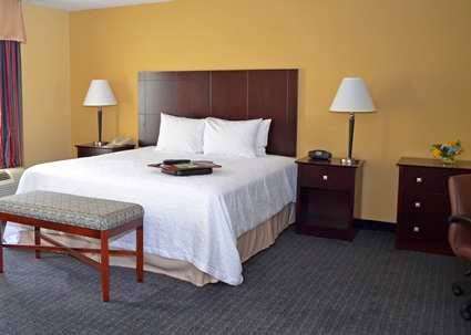 Hampton Inn Rock Hill | 2111 Tabor Drive, Rock Hill, SC 29730, USA | Phone: (803) 325-1100