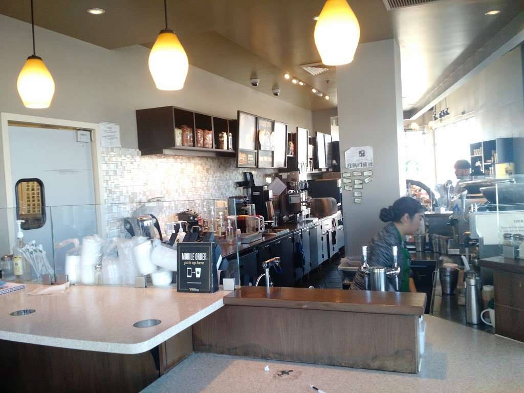 Starbucks | 33115 Mission Blvd A, Union City, CA 94587, USA | Phone: (510) 324-8157