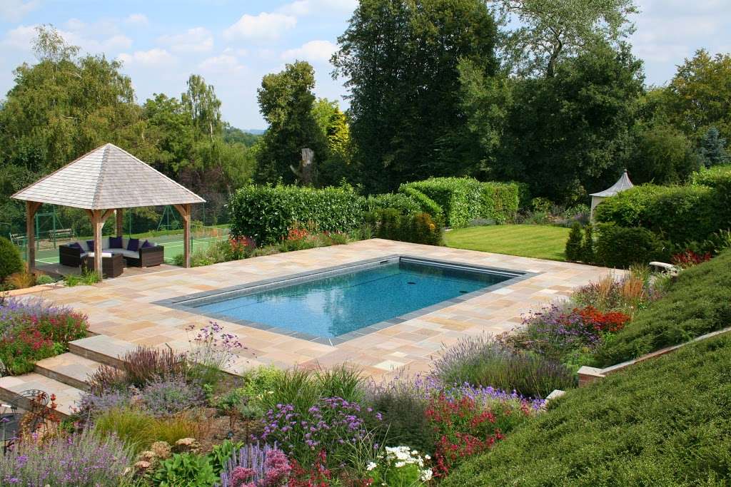 Tanby Swimming Pools | 620-622 Limpsfield Rd, Warlingham CR6 9DS, UK | Phone: 01883 622335