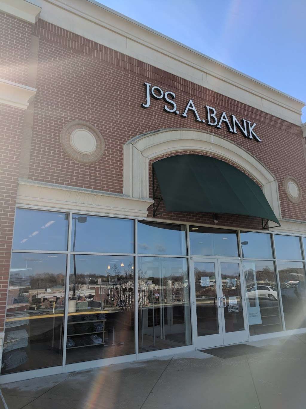 Jos. A. Bank | 476 Fletcher Dr, Warrenton, VA 20186, USA | Phone: (540) 428-8506