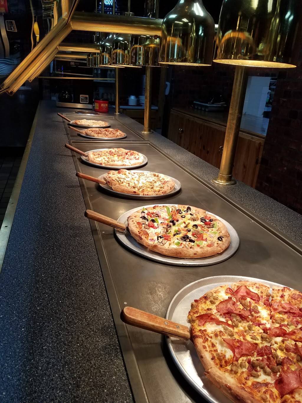 Pizza World | 1535 Johnson Rd, Granite City, IL 62040, USA | Phone: (618) 451-1111