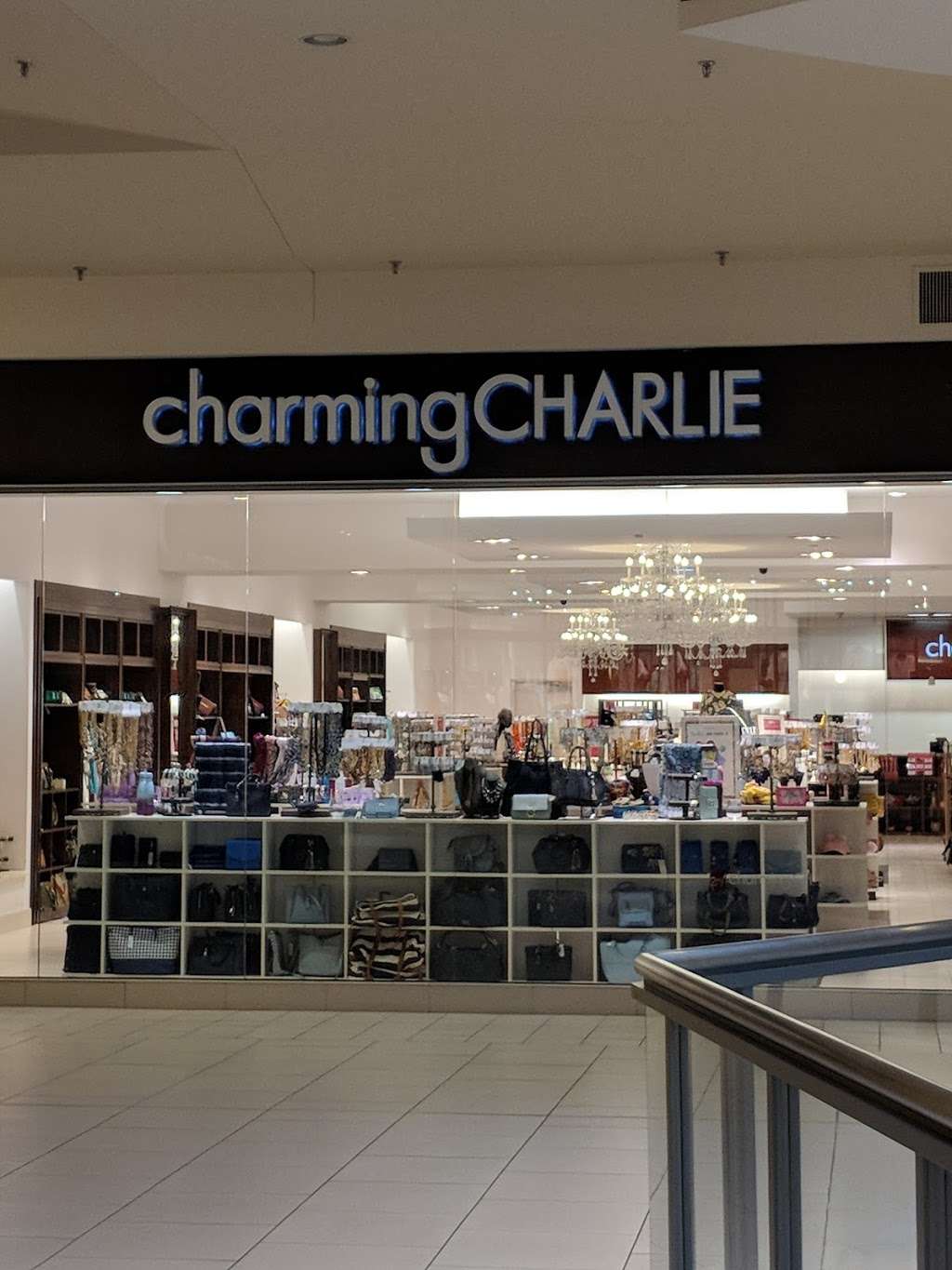 Charming Charlie | 1750 Deptford Center Rd #2000, Deptford Township, NJ 08096 | Phone: (856) 384-5942