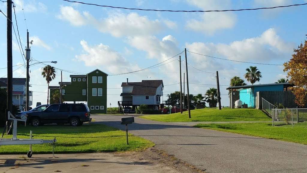 DemiJohn Island | 26-92 Flounder Cir, Freeport, TX 77541, USA