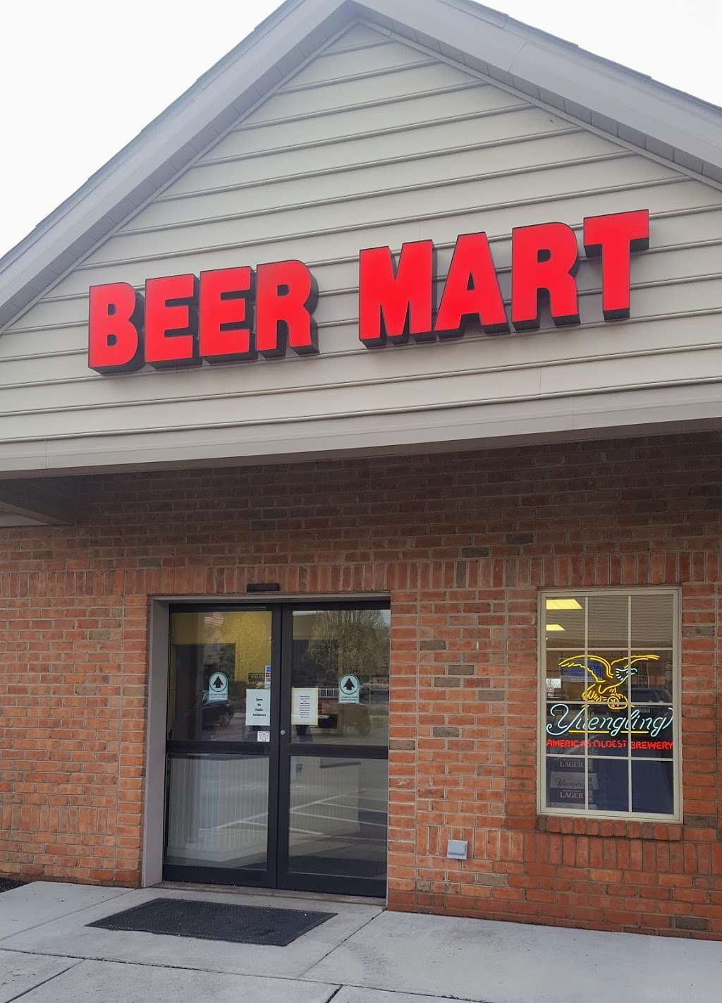 Strasburg Beer Mart | 500 Historic Dr, Strasburg, PA 17579, USA | Phone: (717) 687-7799