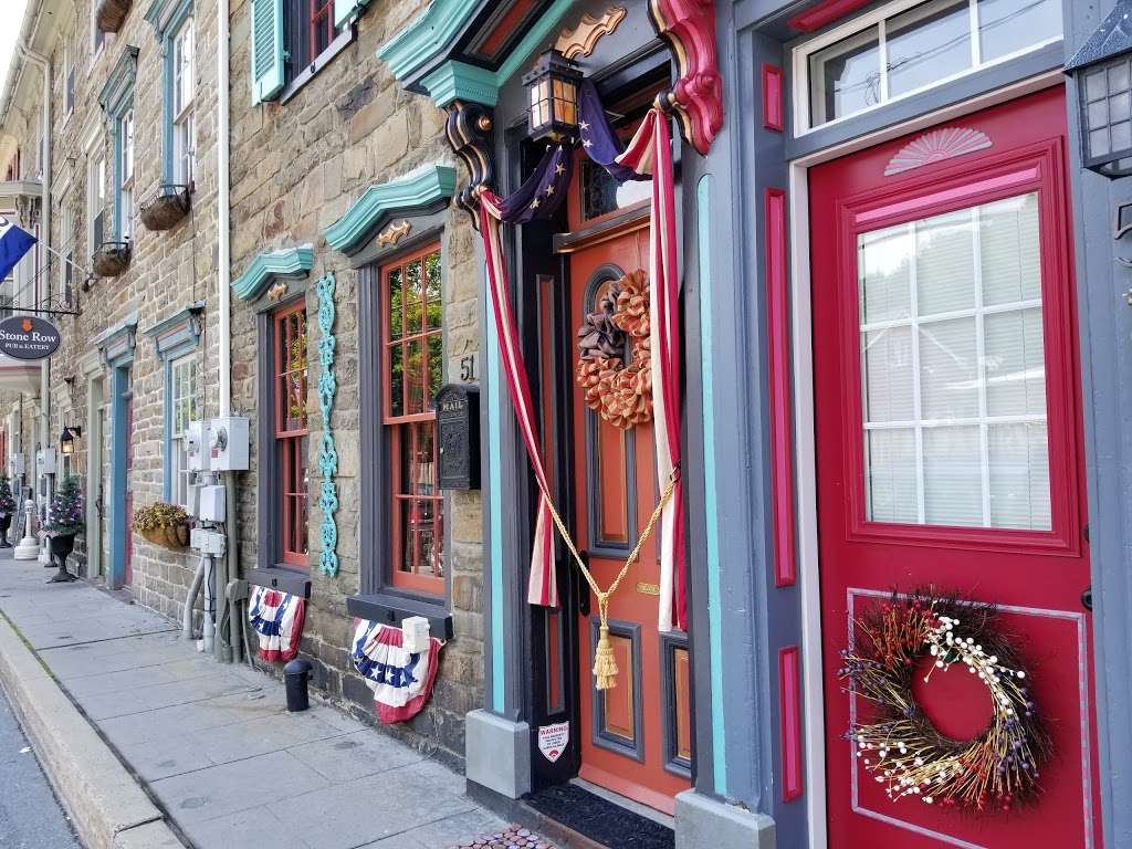 Stone Row Pub And Eatery | 45 Race St, Jim Thorpe, PA 18229, USA | Phone: (570) 732-0465