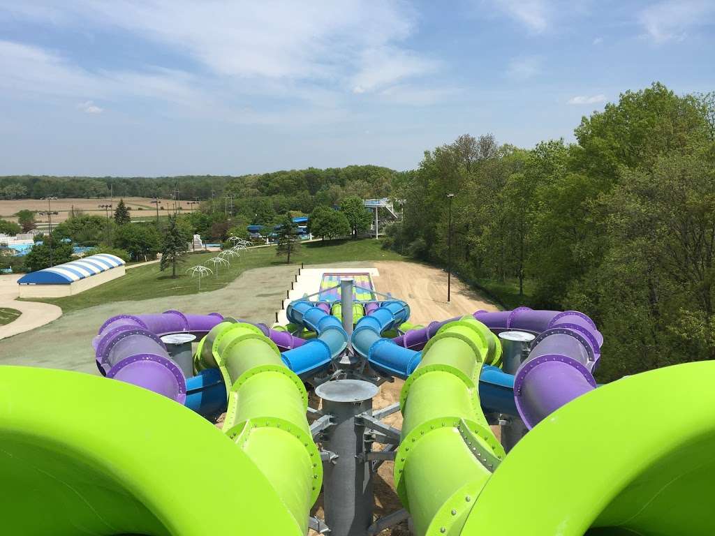 Deep River Waterpark | 9001 E Lincoln Hwy, Crown Point, IN 46307 | Phone: (219) 947-7850