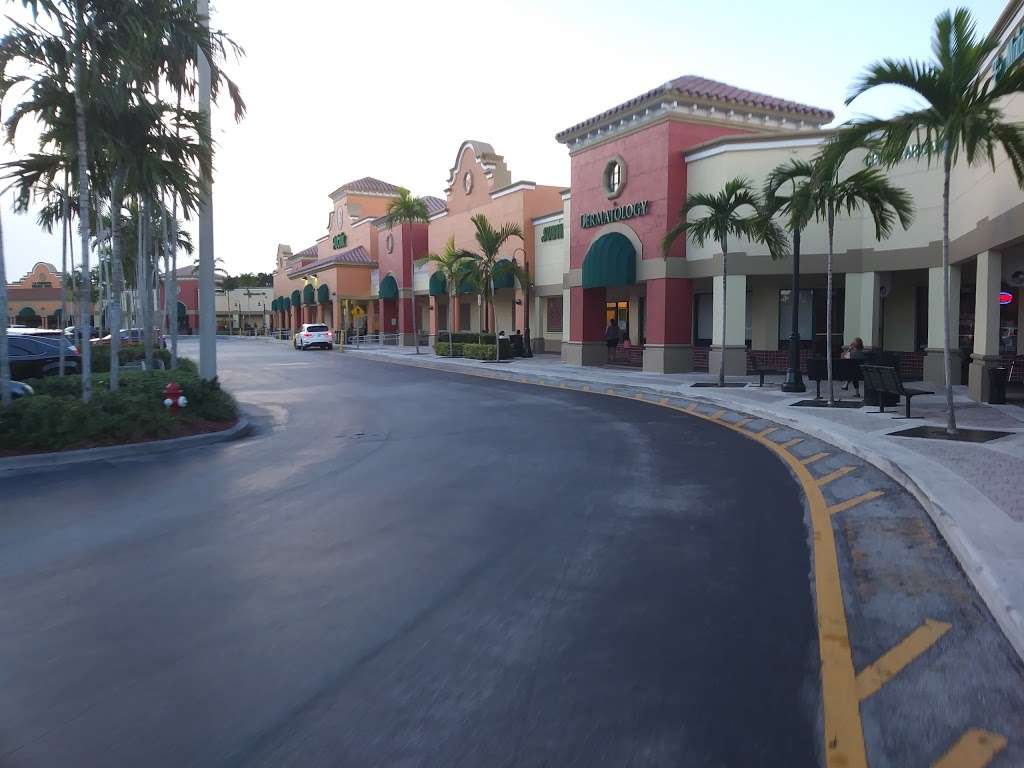 Weston Lakes Plaza | 282 Indian Trace, Weston, FL 33326, USA | Phone: (305) 854-7342