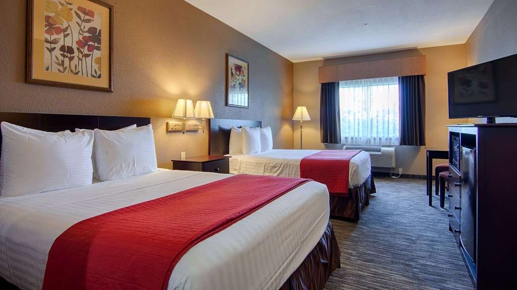 Best Western Dayton Inn & Suites | 1751 W US-90, Dayton, TX 77535 | Phone: (936) 258-7600