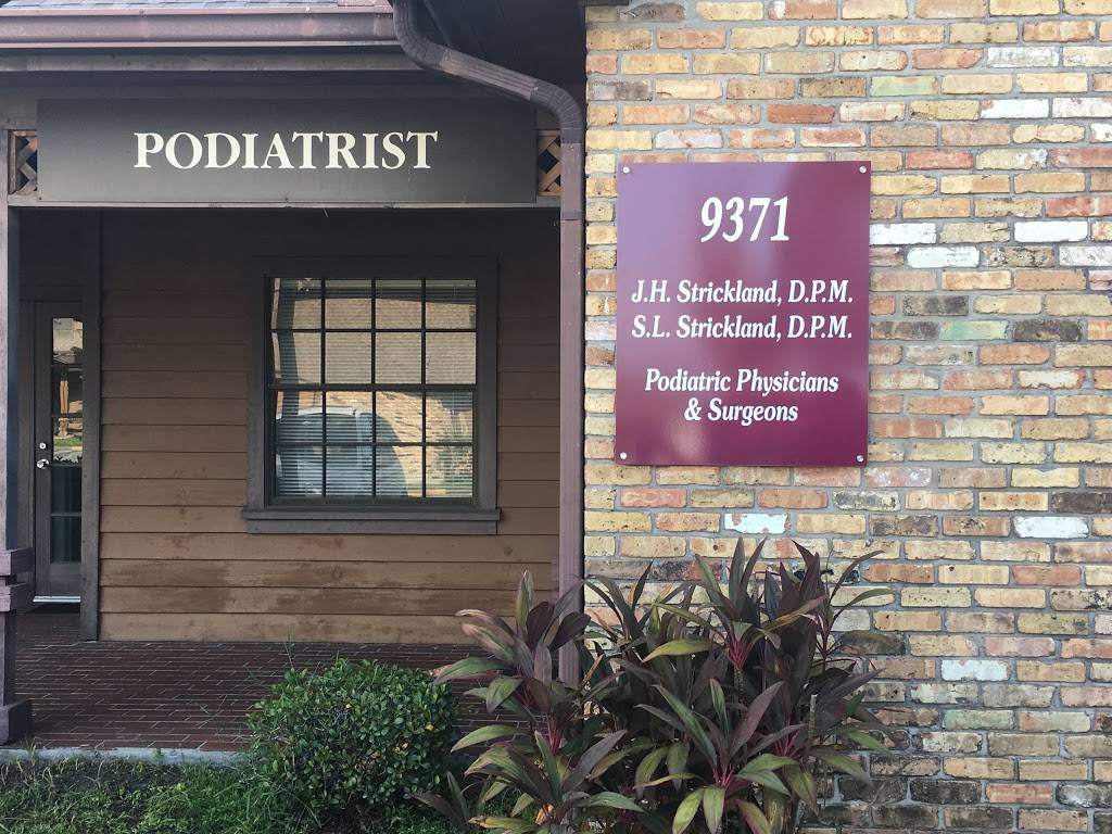 Dr. Joseph Strickland, DPM | 9371 US Hwy 19 N, Pinellas Park, FL 33782 | Phone: (727) 579-0441