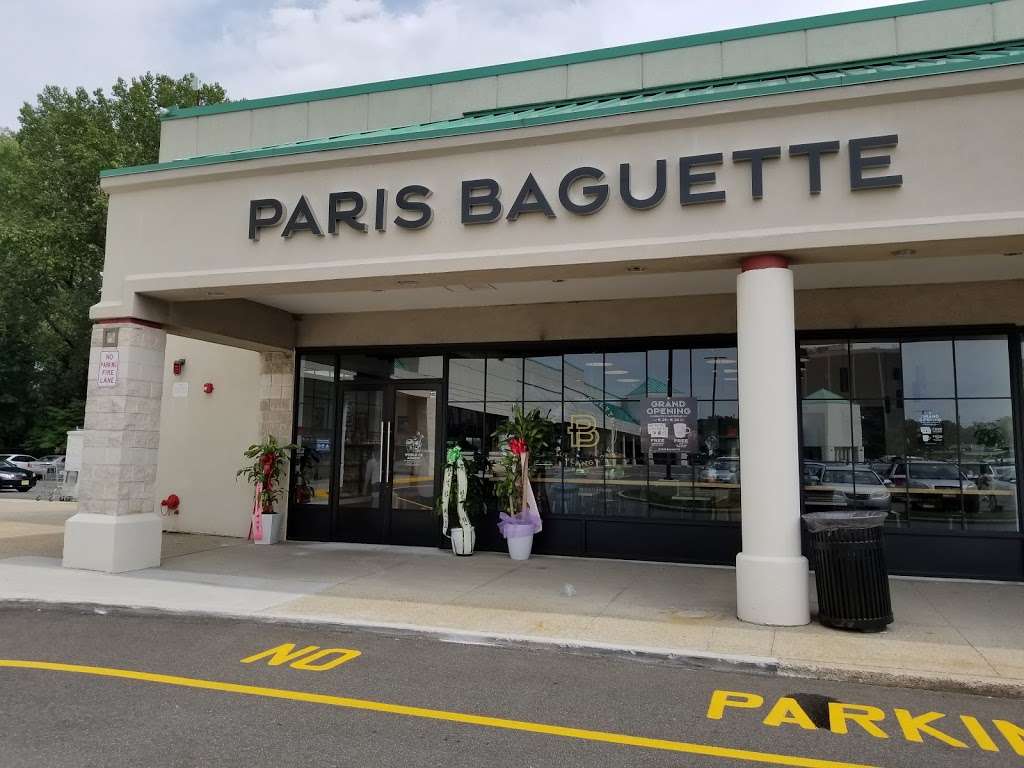 Paris Baguette | 450 Hackensack Ave # 21, Hackensack, NJ 07601, USA | Phone: (201) 488-1414