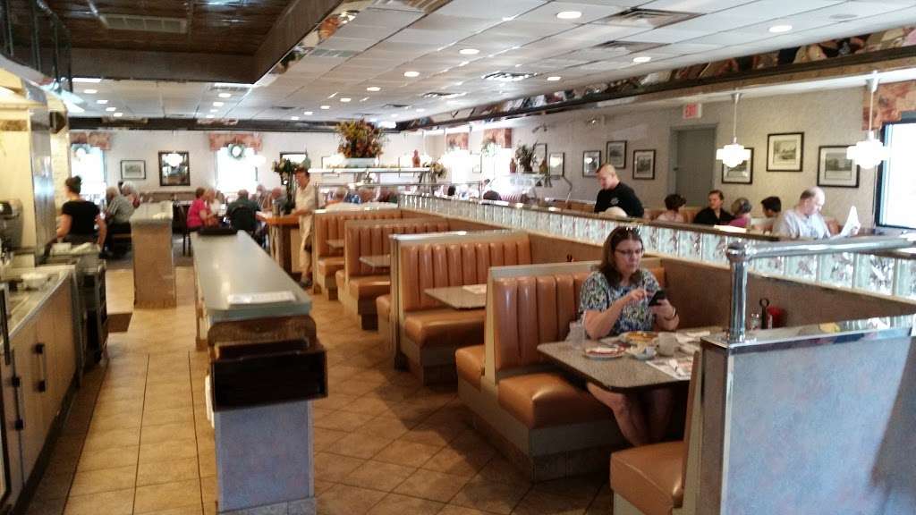 A & N Diner & Family Restaurant | 321 S Main St, Sellersville, PA 18960, USA | Phone: (215) 257-0491