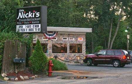 Little Nickis Italian Restaurant | 120 Brady Rd, Lake Hopatcong, NJ 07849, USA | Phone: (973) 601-7811