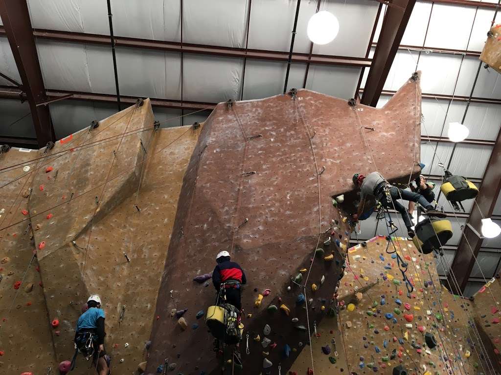 Planet Granite Sunnyvale | 815 Stewart Dr, Sunnyvale, CA 94085, USA | Phone: (408) 991-9090