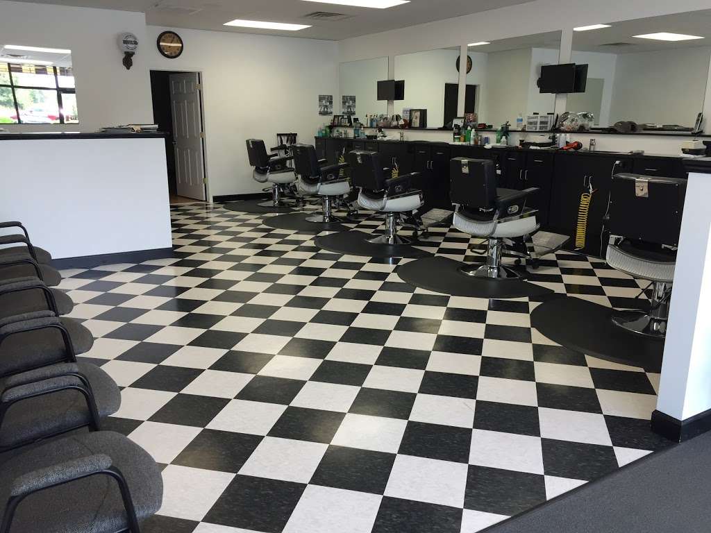 Indian Land Barber Shop | 7580 Charlotte Hwy #900, Fort Mill, SC 29707, USA | Phone: (803) 228-0262