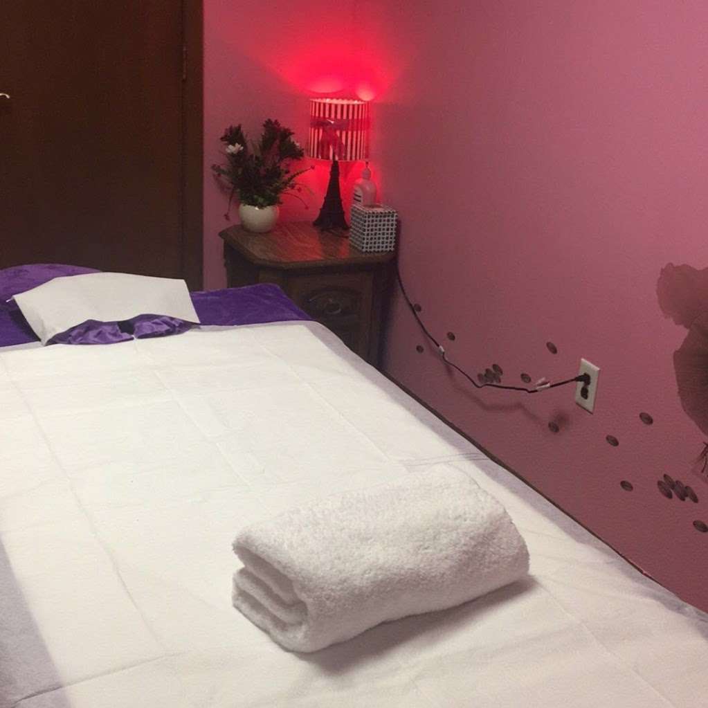 Main Massage | 1324 N Main St, Racine, WI 53402, USA | Phone: (262) 271-8962