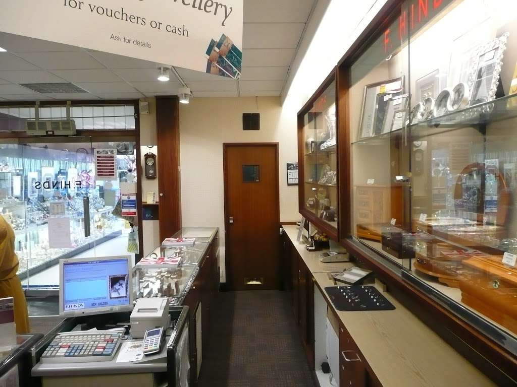 F.Hinds the Jewellers | 100 High St, New Malden KT3 4EU, UK | Phone: 020 8949 5036