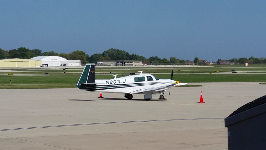 Waukesha County Airport | 2525 Aviation Rd, Waukesha, WI 53188, USA | Phone: (262) 521-5250