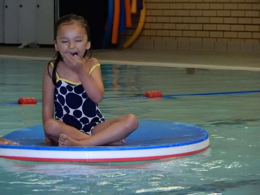 Aqua Swim Swimming School | Clovelly Ave, London NW9 6DT, UK | Phone: 020 8931 1811