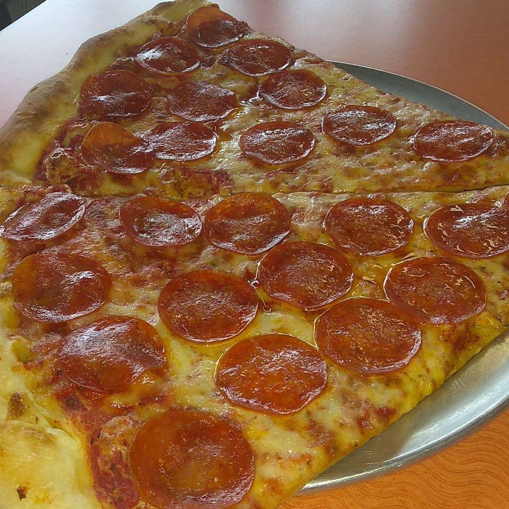 Nicks Pizza & Ice Cream | 405 Bedford Rd, Armonk, NY 10504, USA | Phone: (914) 730-0003