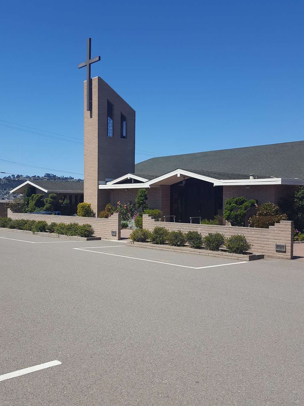 Mater Dolorosa Church | 307 Willow Ave, South San Francisco, CA 94080, USA | Phone: (650) 583-4131