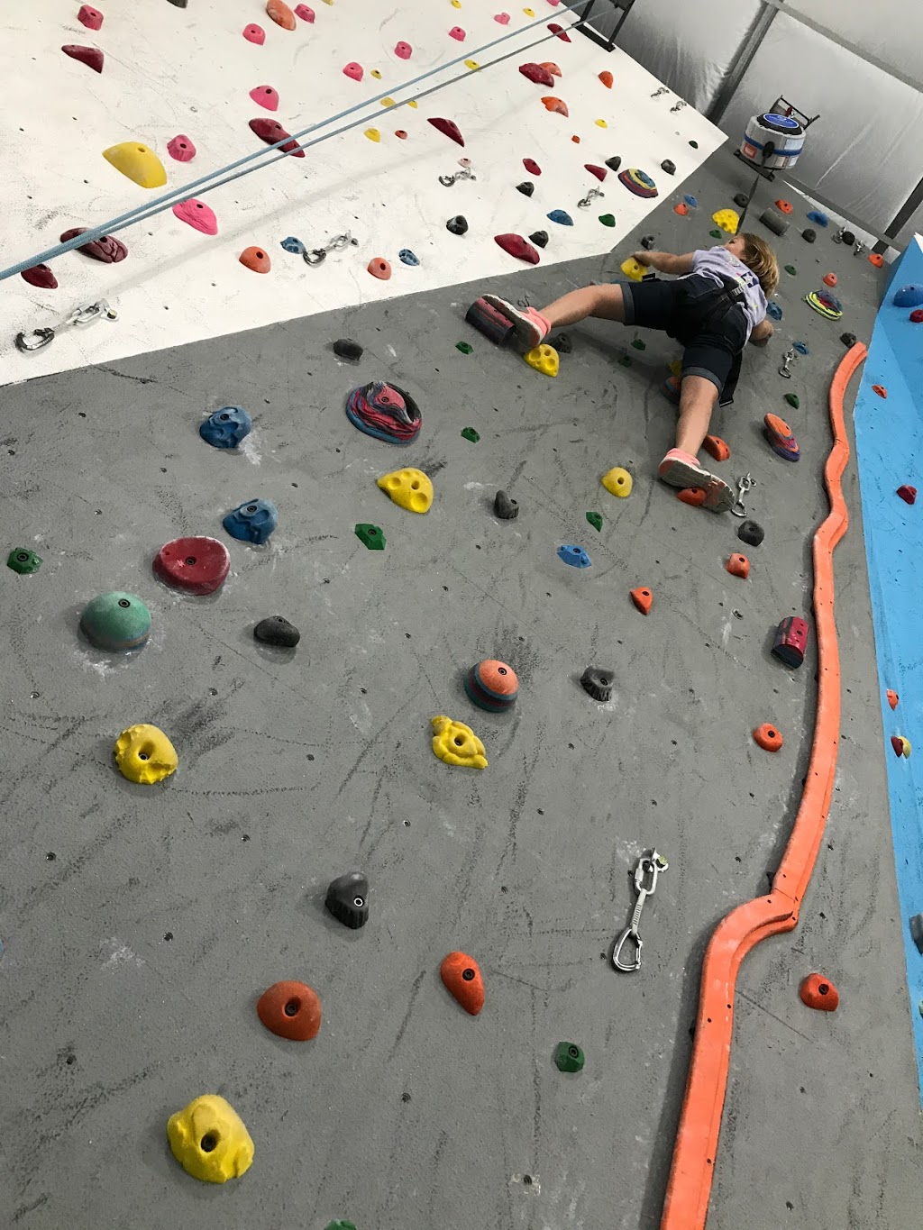 CLIMB Woodlands Indoor Rock Climbing & Team Building | 7515 Oak Bluff Dr suite c, Magnolia, TX 77354, USA | Phone: (832) 521-3131