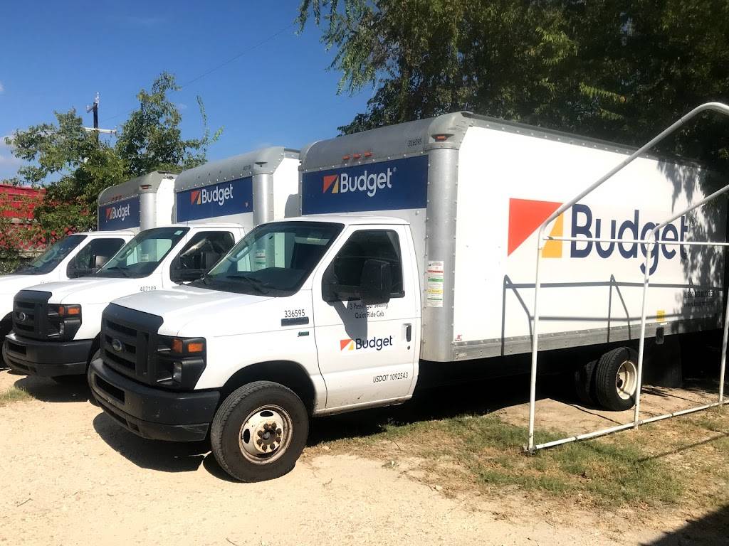 Budget Truck Rentals Central | 1125 W Hildebrand Ave, San Antonio, TX 78201, USA | Phone: (210) 320-0652