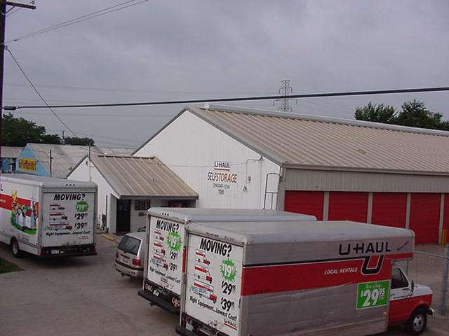 U-Haul Moving & Storage at Harry Hines Blvd | 11061 Harry Hines Blvd, Dallas, TX 75229, USA | Phone: (972) 247-1724